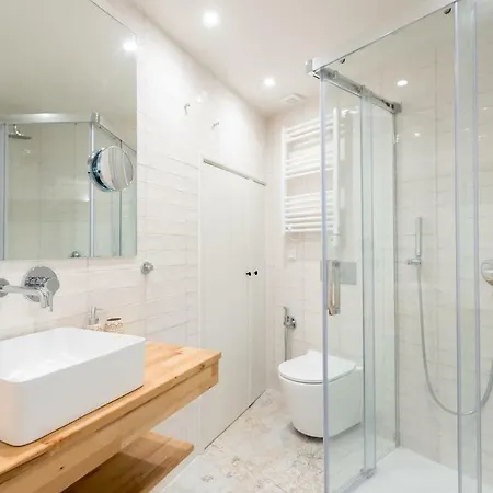 Appartamento Alfama Cozy Two-bedroom W/ River View - By Lu Holidays