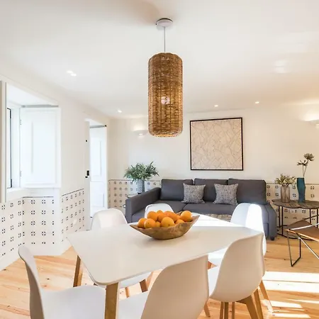 Alfama Cozy Two-bedroom W/ River View - By Lu Holidays アパート *